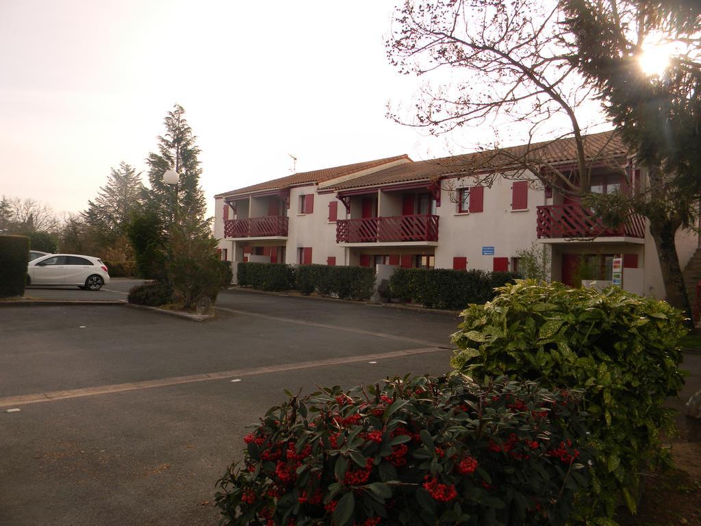 Residence Hoteliere Helios Jonzac Dış mekan fotoğraf